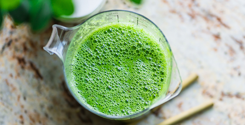 Smoothie de varză kale cu parmezan